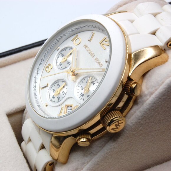 Michael Kors Runway White & Gold Chronograph Quartz Watch MK-5145 (New Battery) - Picture 3 of 8
